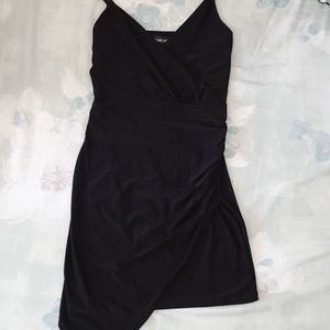 PrettyLittleThing- Black Dress